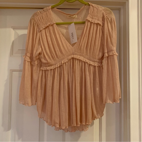 Tops - Shop Stevie Pink Flowy Boho Top (very soft!)